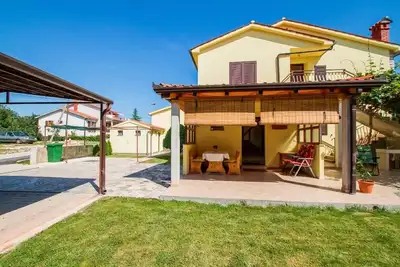 Image de Appartement d'une chambre avec la terrasse Vinez, Labin (A-11851-a)