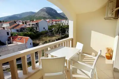 Image de Appartement d'une chambre avec la terrasse et la vue sur le mer Bol, Brac (A-2900-a)