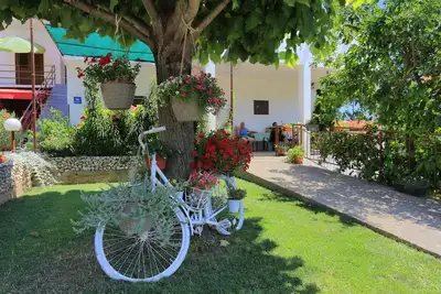 Image de Appartement d'une chambre avec la terrasse et la vue sur le mer Zivogosce - Blato, Makarska (A-1057-c)