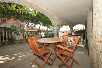 Image de Appartement d'une chambre avec la terrasse Basanija, Umag (A-7148-b)