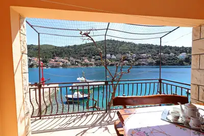 Appartement de trois chambres prés de la plage Brna, Korcula (A-4463-a)