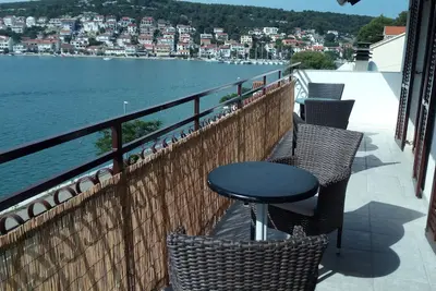 Image de Appartement de deux chambres prés de la plage Tisno, Murter (A-810-a)