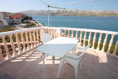 Image de Appartement de deux chambres avec la terrasse et la vue sur le mer Zubovici, Pag (A-6394-b)