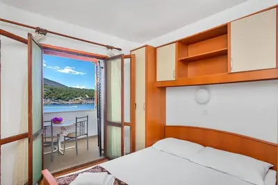 Image de Appartement d'une chambre prés de la plage Baie Pokrivenik, Hvar (A-5231-b)