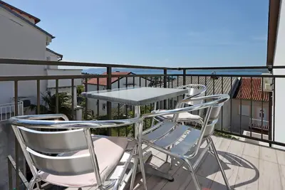Image de Appartement d'une chambre avec le balcon et la vue sur le mer Selce, Crikvenica (A-2362-a)
