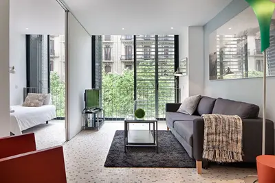 Image de Bright 2 bedroom near La Pedrera