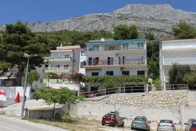 Image de Appartement de deux chambres avec le balcon et la vue sur le mer Baska Voda, Makarska (A-6761-a)