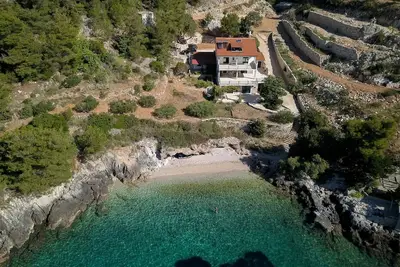 Image de Appartement d'une chambre prés de la plage Baie Rapak, Hvar (A-12779-e)