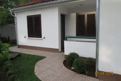 Image de Garçonnière avec la terrasse Necujam, Solta (As-12500-a)