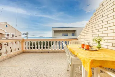 Appartement d'une chambre avec la terrasse et la vue sur le mer Kozino, Zadar (A-5749-c)