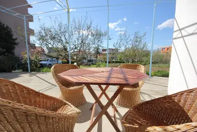 Image de Appartement d'une chambre avec la terrasse Podstrana, Split (A-2087-a)