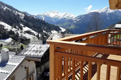 Image de Location Appartement neuf 64m2 dans Chalet au coeur du village de Hauteluce