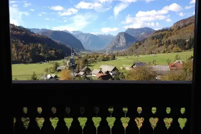 Image de Nouvellement Rénové 5 Chambres Maison de Vacances Avec Jardin Dans Jereka, Près du lac de Bohinj