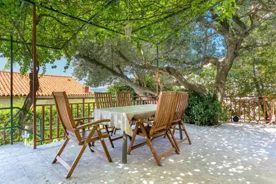 Image de Appartement de deux chambres avec la terrasse et la vue sur le mer Baska Voda, Makarska (A-300-b)