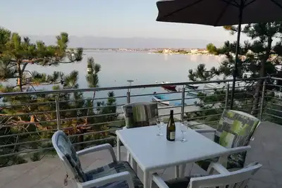 Appartement d'une chambre avec la terrasse et la vue sur le mer Nin, Zadar (A-6153-b)