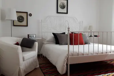 Appartement avec jardin et parking privé