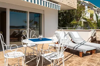 Image de Appartement de trois chambres prés de la plage Baie Nova, Korcula (A-11353-a)