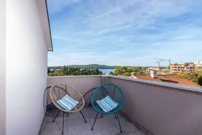 Image de Appartement de deux chambres avec la terrasse et la vue sur le mer Medulin (A-2274-a)