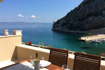 Image de Appartement d'une chambre prés de la plage Baie Vela Stiniva, Hvar (A-6864-c)