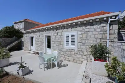 Image de Appartement d'une chambre avec la terrasse Lumbarda, Korcula (A-9474-a)