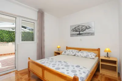 Appartement de deux chambres prés de la plage Sevid, Trogir (A-4286-d)