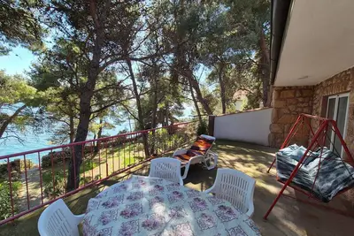 Image de Appartement de deux chambres prés de la plage Zavala, Hvar (A-8774-a)