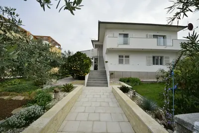 Appartement de deux chambres avec la terrasse et la vue sur le mer Biograd na Moru, Biograd (A-5833-a)