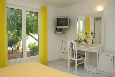 Image de Appartement de deux chambres prés de la plage Kuciste - Perna, Peljesac (A-4542-c)
