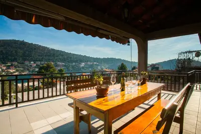 Appartement de quatre chambres avec la terrasse Brna, Korcula (A-9188-a)