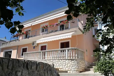 Image de Appartement d'une chambre avec le balcon et la vue sur le mer Senj (A-5569-b)