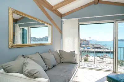 Appartement de trois chambres prés de la plage Tribunj, Vodice (A-4174-a)