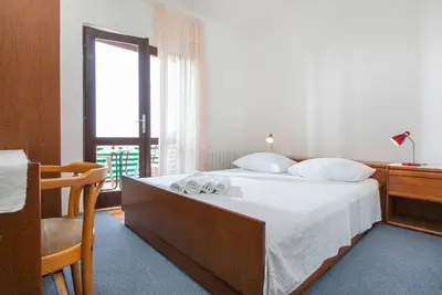 Appartement de deux chambres avec le balcon et la vue sur le mer Podgora, Makarska (A-2604-a)