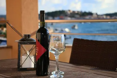 Image de Appartement de deux chambres avec la terrasse et la vue sur le mer Rogoznica (A-1089-a)