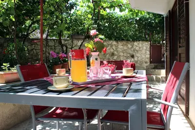 Image de Appartement d'une chambre avec la terrasse Businci, Ciovo (A-1081-a)