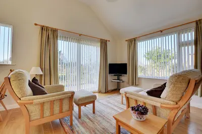 Image de Oak Tree Cottage - Deux Chambres Maison, Couchages 3