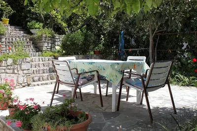 Image de Appartement d'une chambre avec la terrasse Mali Losinj, Losinj (A-2493-a)