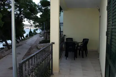 Image de Appartement de deux chambres prés de la plage Rogoznica (A-3198-b)