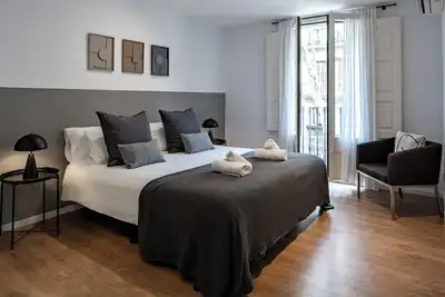 Image de Spacious apartment near Sant Antoni quarter