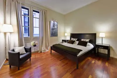 Image de Spacious 3 bedroom in city center