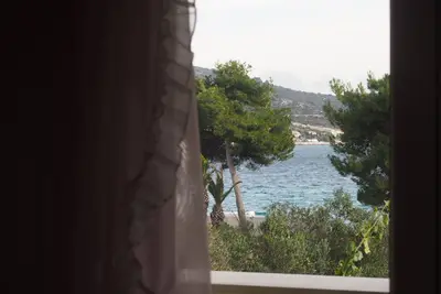 Image de Appartement d'une chambre avec la terrasse et la vue sur le mer Sevid, Trogir (A-11505-b)