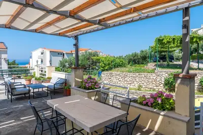 Image de Garçonnière avec air conditionné Tucepi, Makarska (As-6856-b)