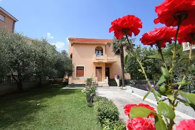 Image de Garçonnière avec le balcon Sukosan, Zadar (As-6229-b)