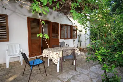 Image de Appartement de deux chambres prés de la plage Mudri Dolac, Hvar (A-118-a)