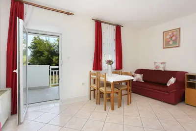 Image de Appartement de deux chambres avec la terrasse et la vue sur le mer Rogoznica (A-4162-f)