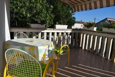 Image de Garçonnière avec le balcon et la vue sur le mer Sveti Filip i Jakov, Biograd (As-4299-g)