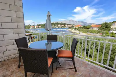 Image de Appartement de deux chambres avec la terrasse et la vue sur le mer Lumbarda, Korcula (A-4393-e)