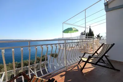 Image de Appartement de deux chambres prés de la plage Seget Vranjica, Trogir (A-1051-d)