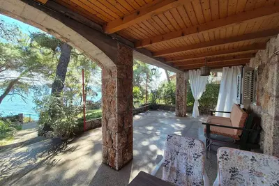 Image de Appartement d'une chambre prés de la plage Zavala, Hvar (A-8774-b)