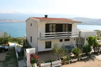 Image de Appartement d'une chambre avec la terrasse et la vue sur le mer Bosana, Pag (A-6460-b)