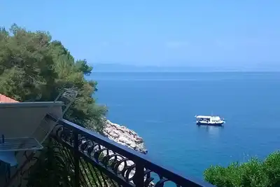 Image de Appartement de deux chambres avec le balcon et la vue sur le mer Baie Pobij, Hvar (A-7506-b)